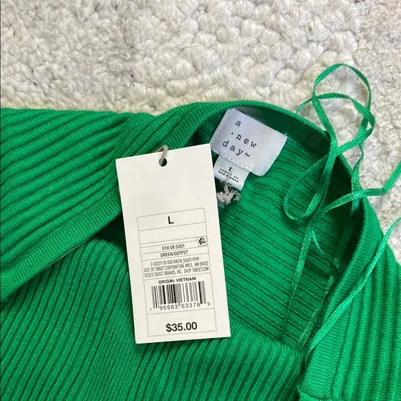 ✨5 for $15✨ A New Day Knitted Green Halter Neck Dress - Picture 6 of 9